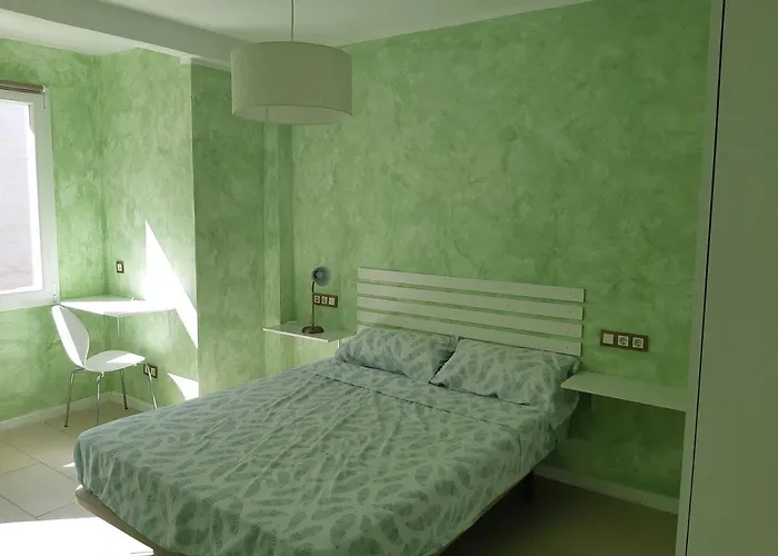 Around The Corner Apartman